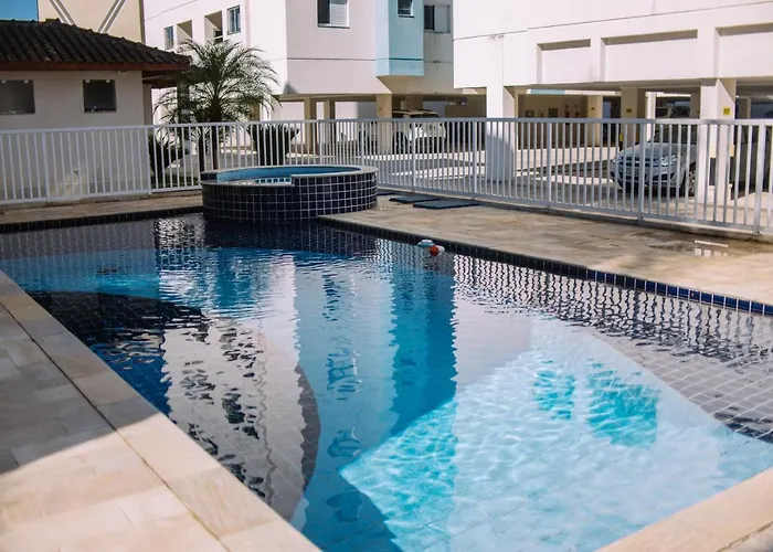 Apto no Itaguá, 2 dts, wifi, piscina e ar condicionado Ubatuba